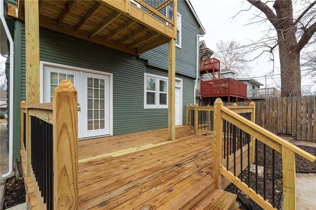 3219 Charlotte Street — photo 30