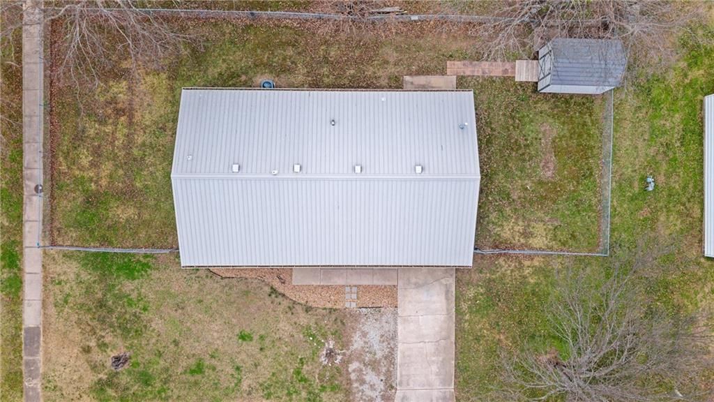 1601 Halsey Avenue — photo 30