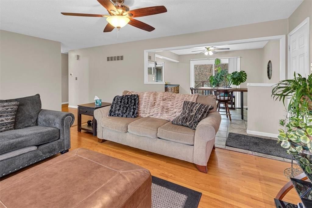 409 NW 58th Street — photo 3