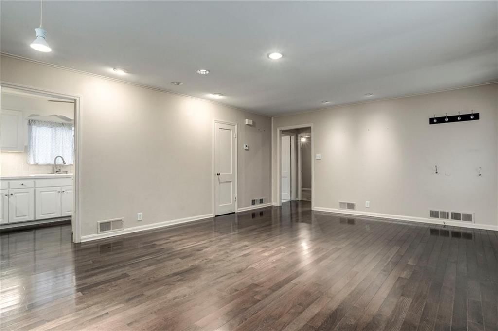6105 Granada Street — photo 6
