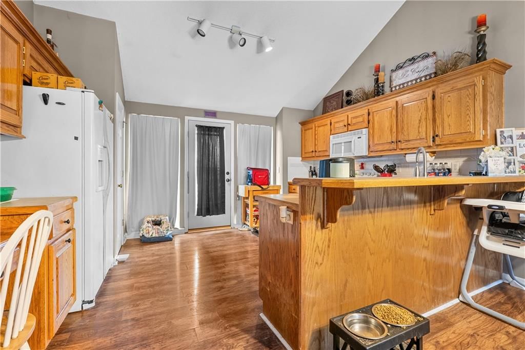 21135 W 120th Terrace — photo 9