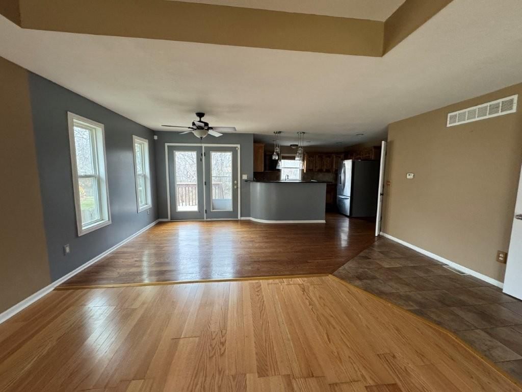 2200 NW Harbor Place — photo 4