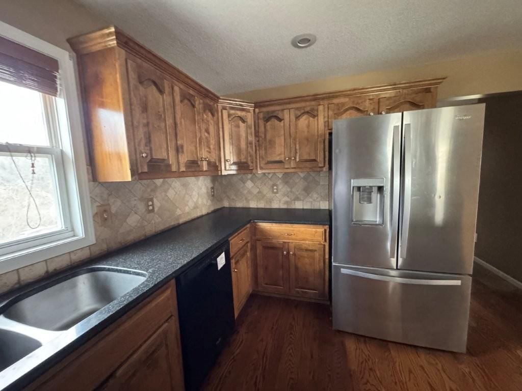 2200 NW Harbor Place — photo 7