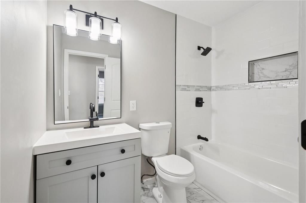 103 W Edgewood Drive — photo 16