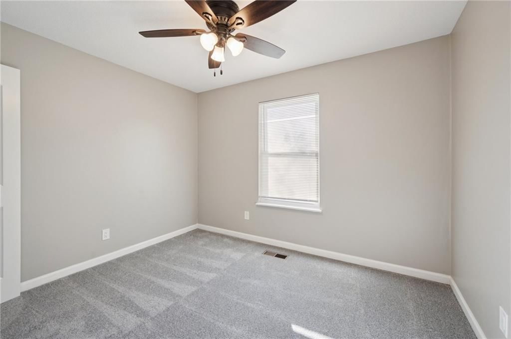 103 W Edgewood Drive — photo 18