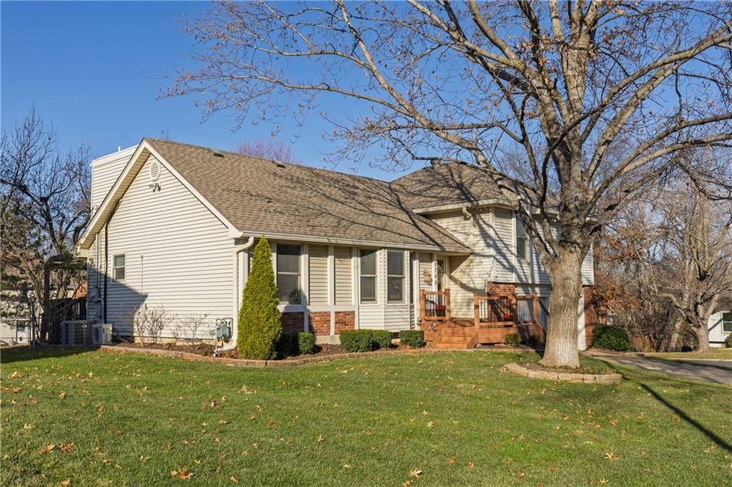 8740 Park Street — photo 2
