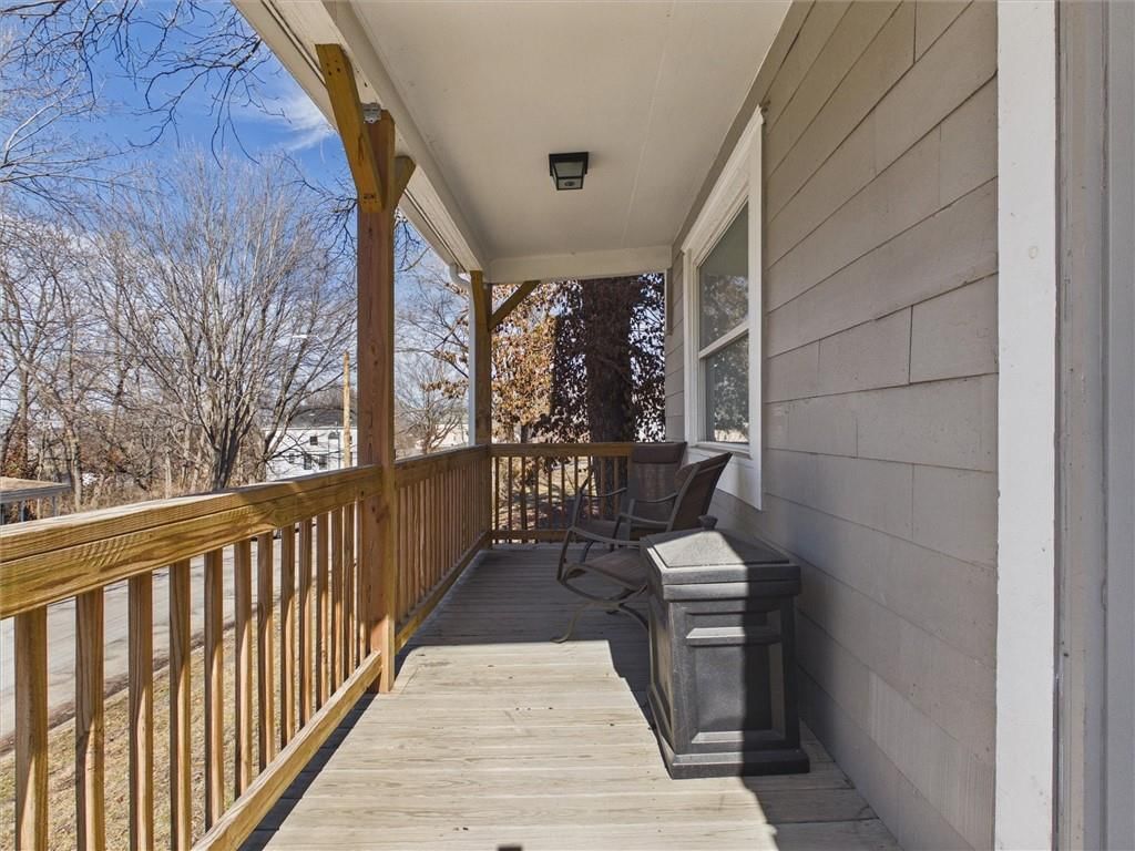 2421 Chestnut Avenue — photo 4