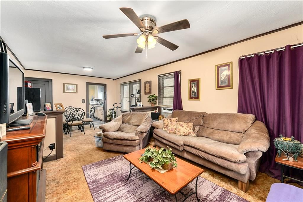 3630 Jackson Avenue — photo 2
