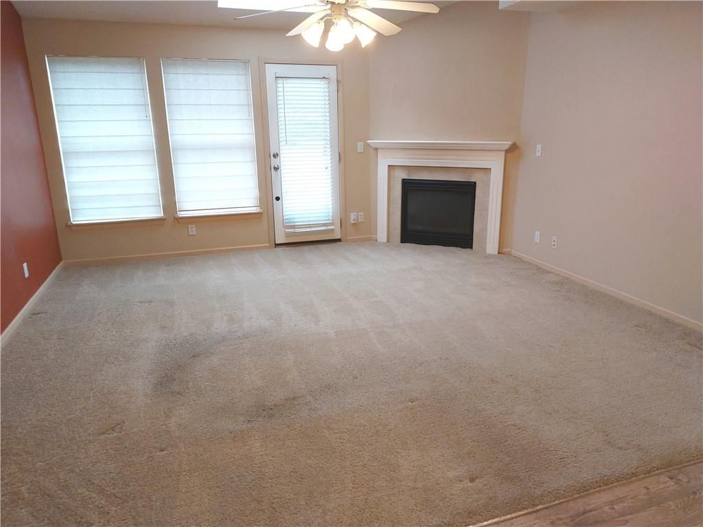 8039 N Elmwood Avenue — photo 5