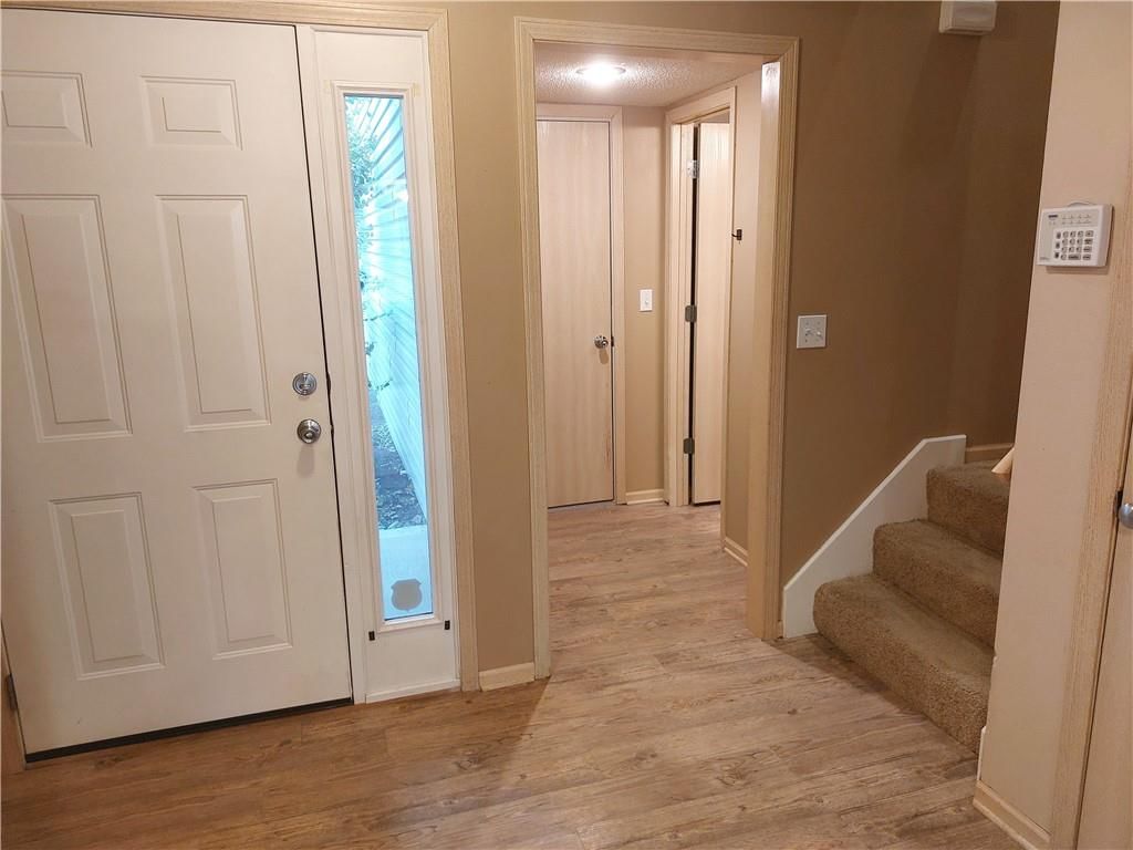 8039 N Elmwood Avenue — photo 6