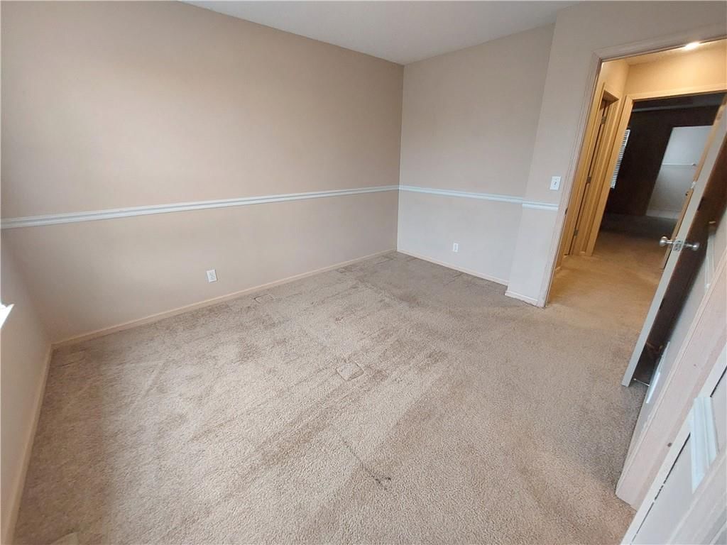 8039 N Elmwood Avenue — photo 13