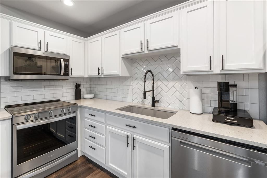 385 Lake Viking Terrace — photo 24