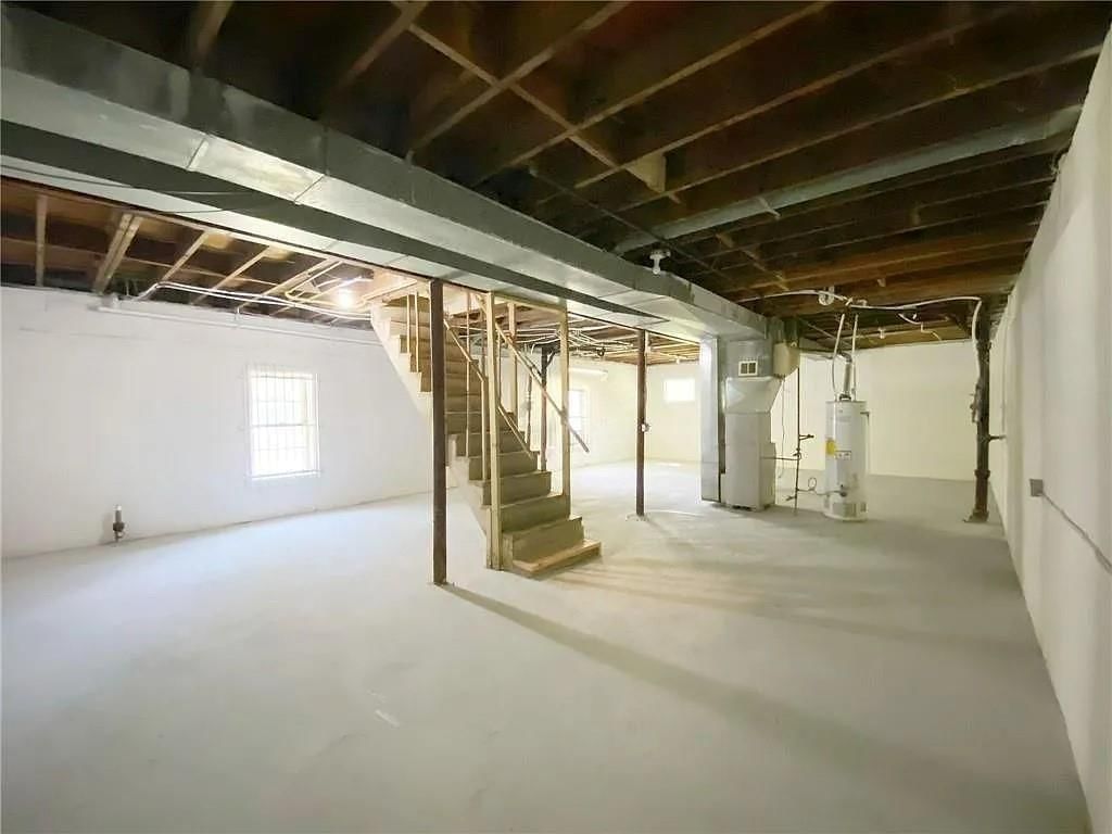 8307 Holmes Road — photo 15
