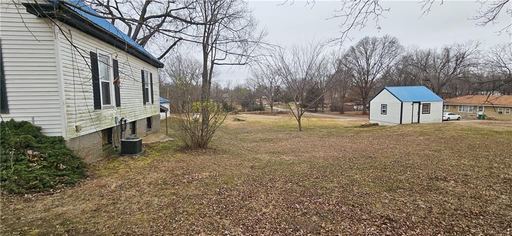 307 Oak Street Street — photo 2