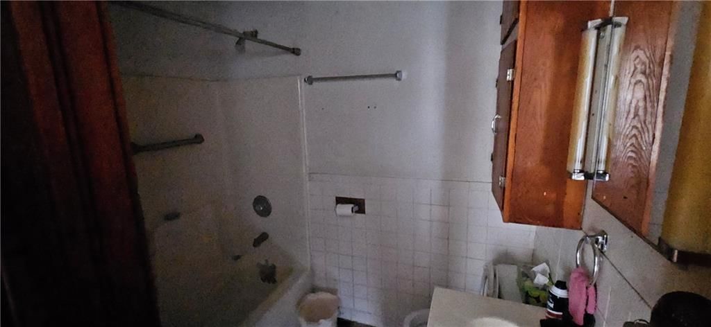 307 Oak Street Street — photo 16