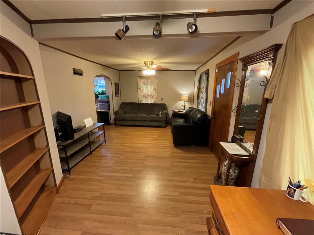 806 Utley Avenue — photo 5