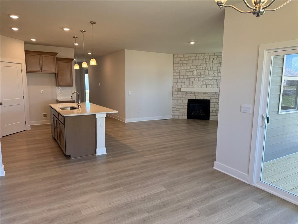 20754 W 188th Terrace — photo 5