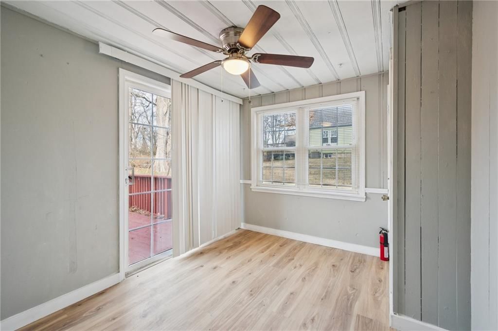 5626 Farrow Avenue — photo 9