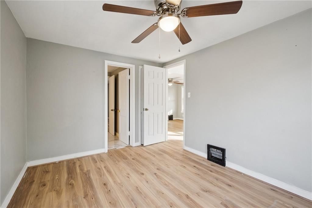 5626 Farrow Avenue — photo 15