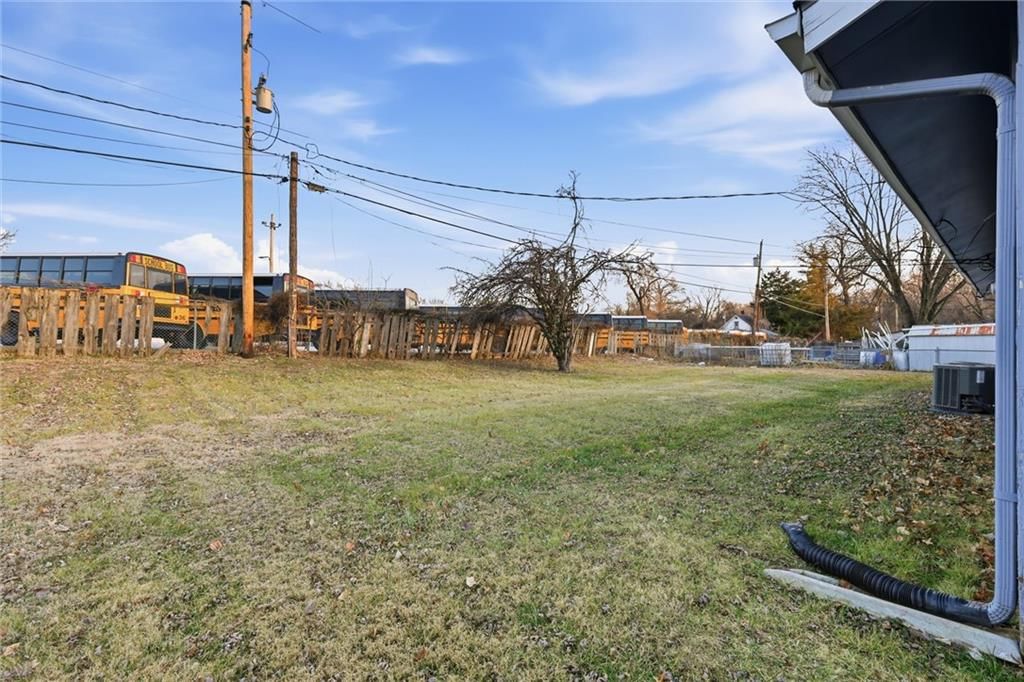 620 N 13th Terrace — photo 49