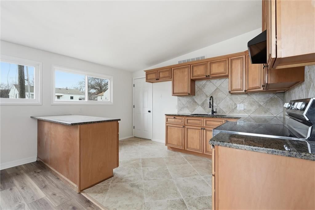 1204 NE 67th Street — photo 14