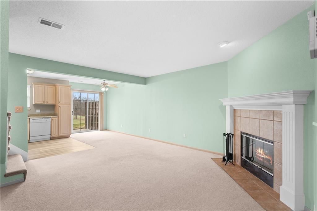 1228 NW Hidden Ridge Circle — photo 12
