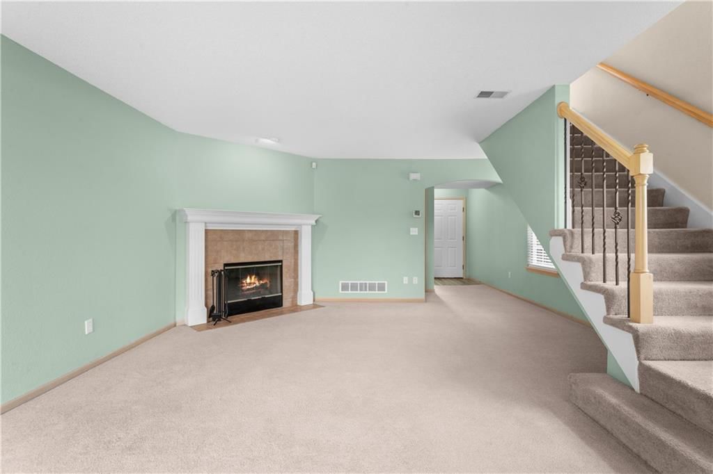 1228 NW Hidden Ridge Circle — photo 13