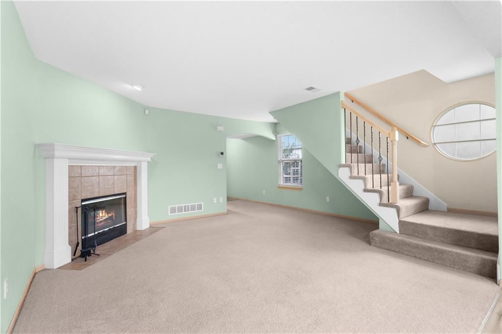1228 NW Hidden Ridge Circle — photo 14