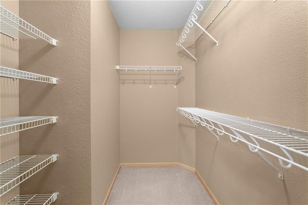 1228 NW Hidden Ridge Circle — photo 28