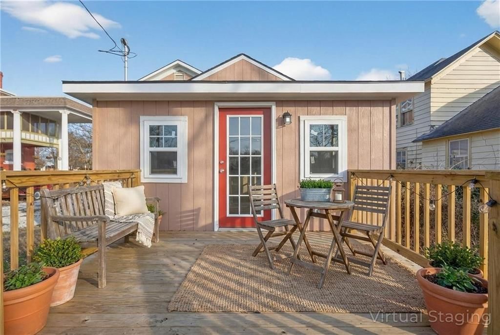 12 S Eddy Street — photo 40