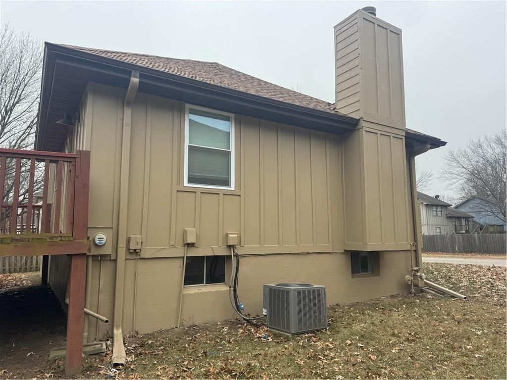 613 SE Westwind Drive — photo 6