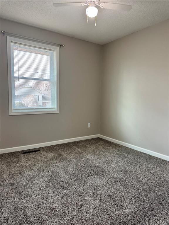 613 SE Westwind Drive — photo 16