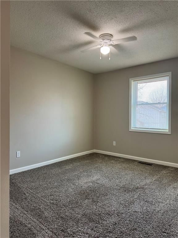 613 SE Westwind Drive — photo 22