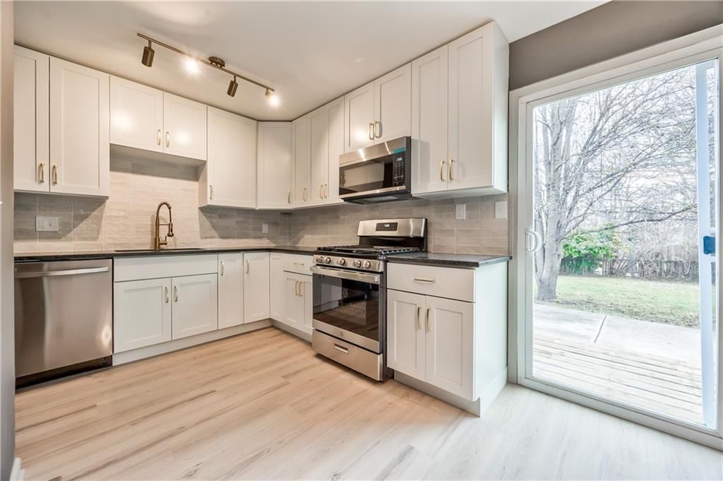 10009 Grandview Drive — photo 9