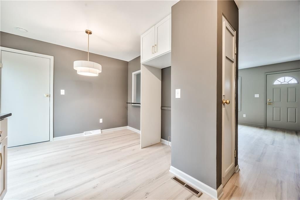 10009 Grandview Drive — photo 11