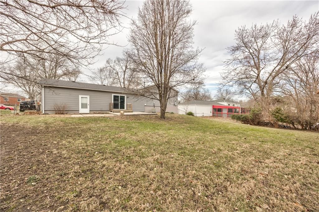 10009 Grandview Drive — photo 30