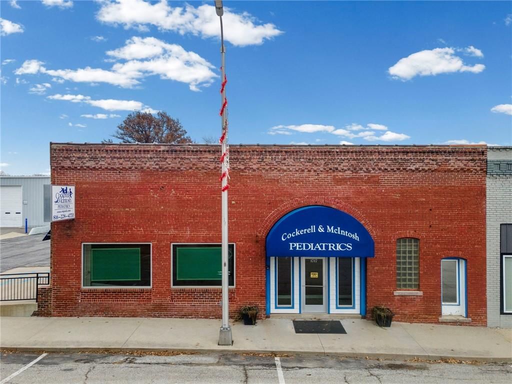 1717 N Main Street — photo 18