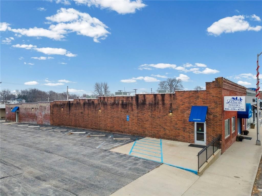 1717 N Main Street — photo 19