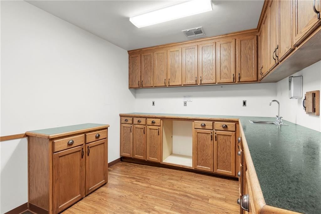 1717 N Main Street — photo 37
