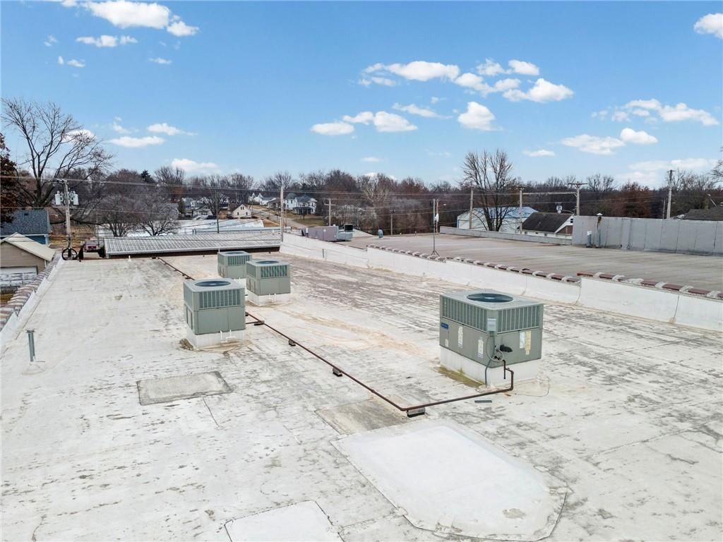 1717 N Main Street — photo 56