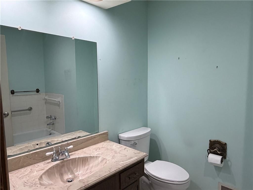 1804 SW New Orleans Avenue — photo 11