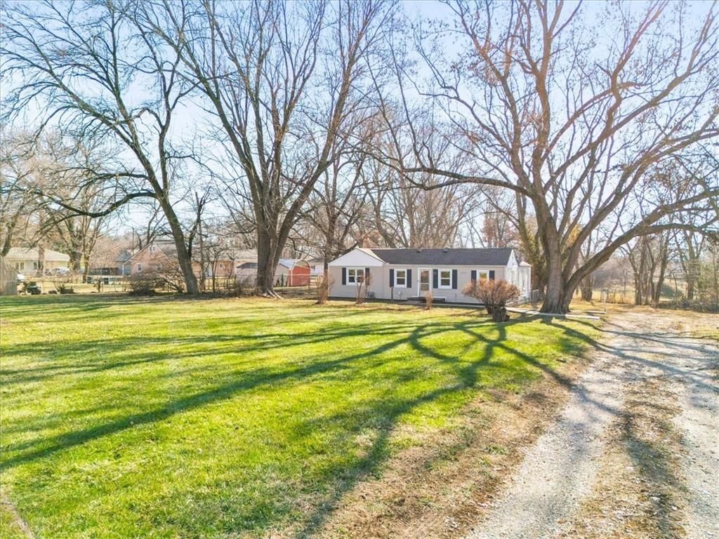 7849 Richland Avenue — photo 10