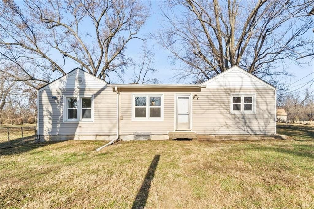 7849 Richland Avenue — photo 28