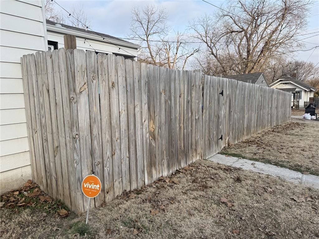 740 SW Jewell Avenue — photo 36