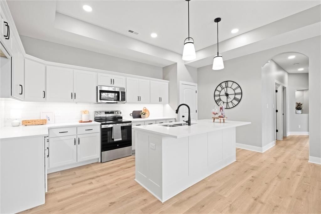 11471 Webster Avenue — photo 12