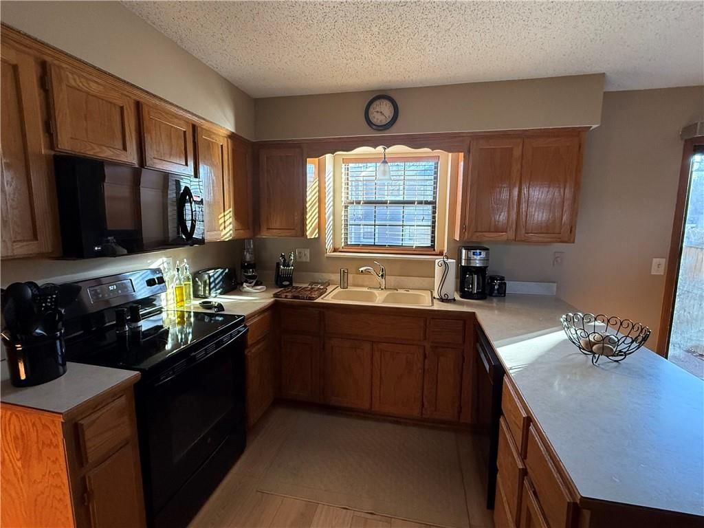 11640 W 113th Street — photo 9