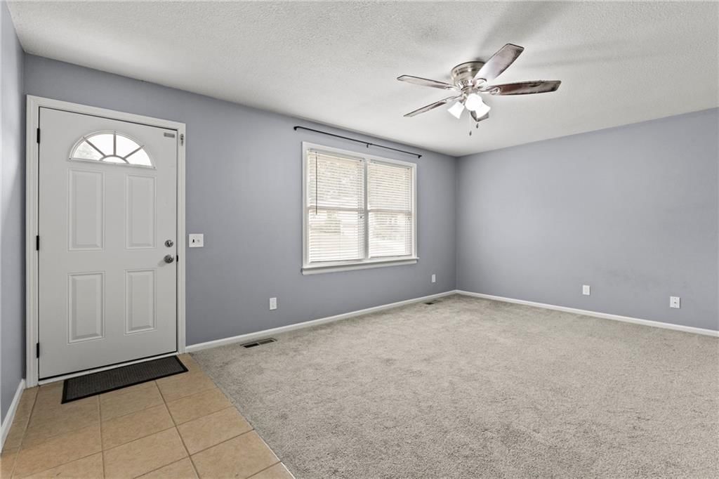1124 N Curtis Street — photo 8
