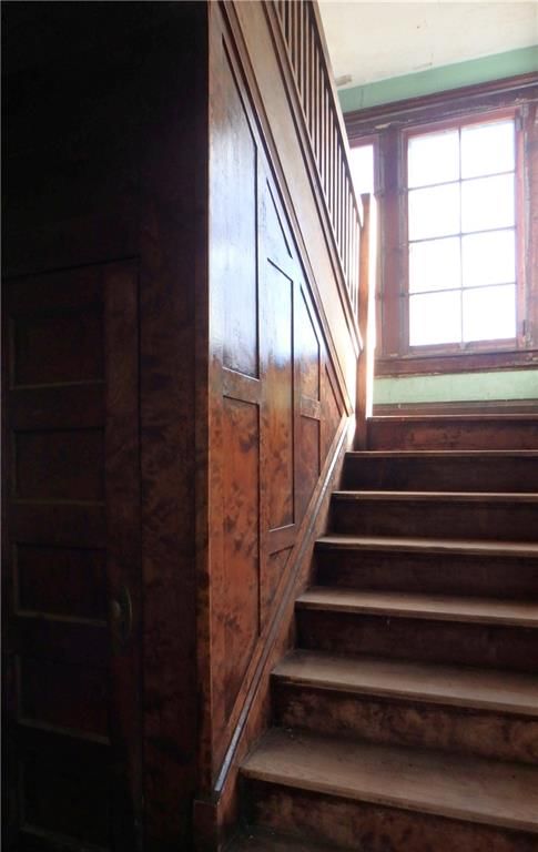 701 W Main Street — photo 3