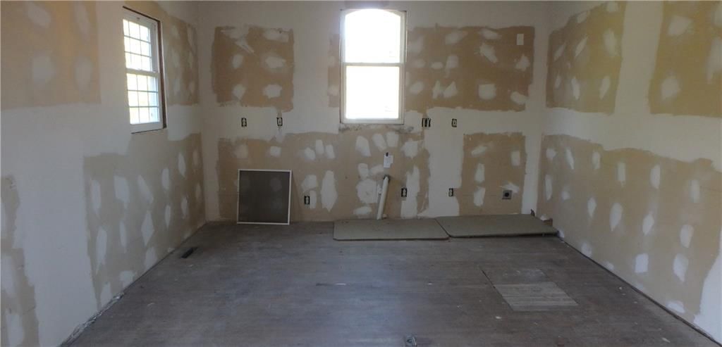701 W Main Street — photo 14