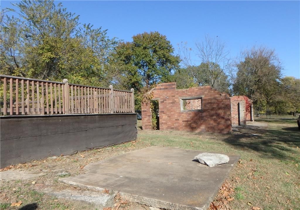 701 W Main Street — photo 17